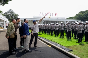 HUT ke-80