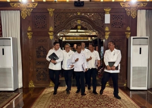 Presiden Prabowo Gelar Pertemuan Tertutup di Hambalang, Bahas Penertiban Hutan dan Tambang Ilegal