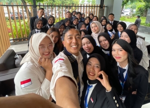 Duta Maritim Indonesia 2025 Sambangi DPR RI, Tamsil Lingrung Dorong Pemuda Wujudkan Poros Maritim Dunia