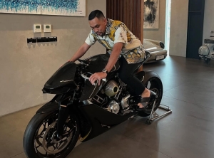Usulan Ahmad Sahroni Soal KPK Konsultasi dengan Ketum Parpol Sebelum Tangkap Kader Picu Kontroversi