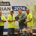 Cerita Sukses AA Kadu: Dari Anak Desa Jadi Pionir Kebun Durian Percontohan Nasional
