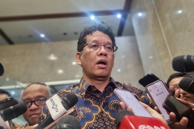 Menkeu Purbaya Akui Gajinya Turun Dibanding Saat Pimpin LPS: “Gengsi Lebih Tinggi, Tapi Gaji Lebih Kecil”