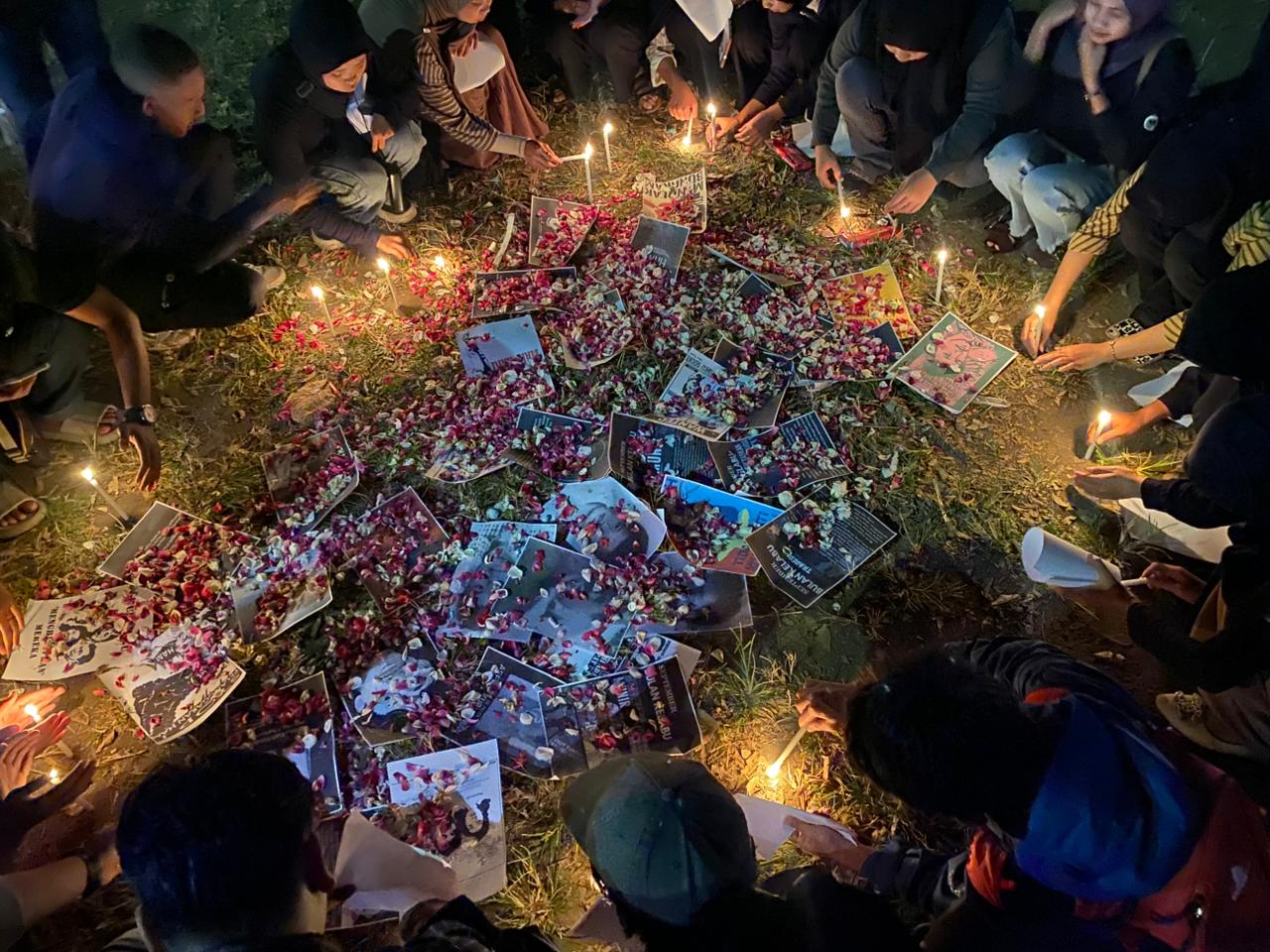 Revolusi Pesawat Kertas: BEM Nusantara DIY Gelar Aksi Simbolik Tolak Lupa dan Tuntut Keadilan HAM