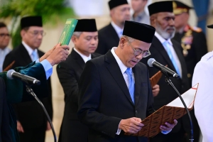 Presiden Prabowo Saksikan Pelantikan Dewan Komisioner Baru LPS, Anggito Abimanyu Pimpin Lembaga Penjamin Simpanan