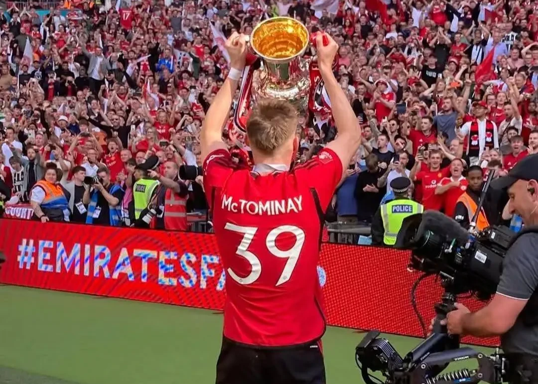 593995155_702882912901613_7502538932466847876_n