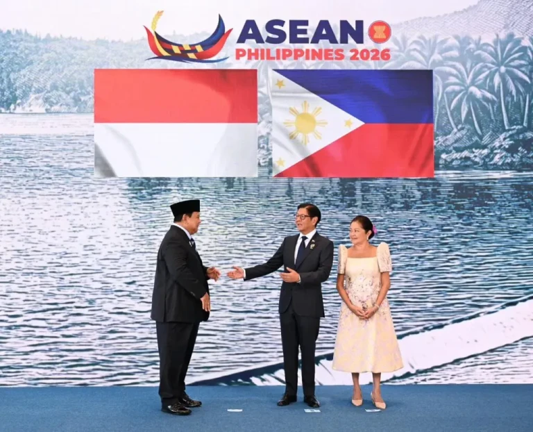 Presiden-Prabowo-Hadiri-Upacara-Pembukaan-KTT-ke-48-ASEAN-Perkuat-Soliditas-Kawasan-di-Tengah-Tantangan-Global-1024x829