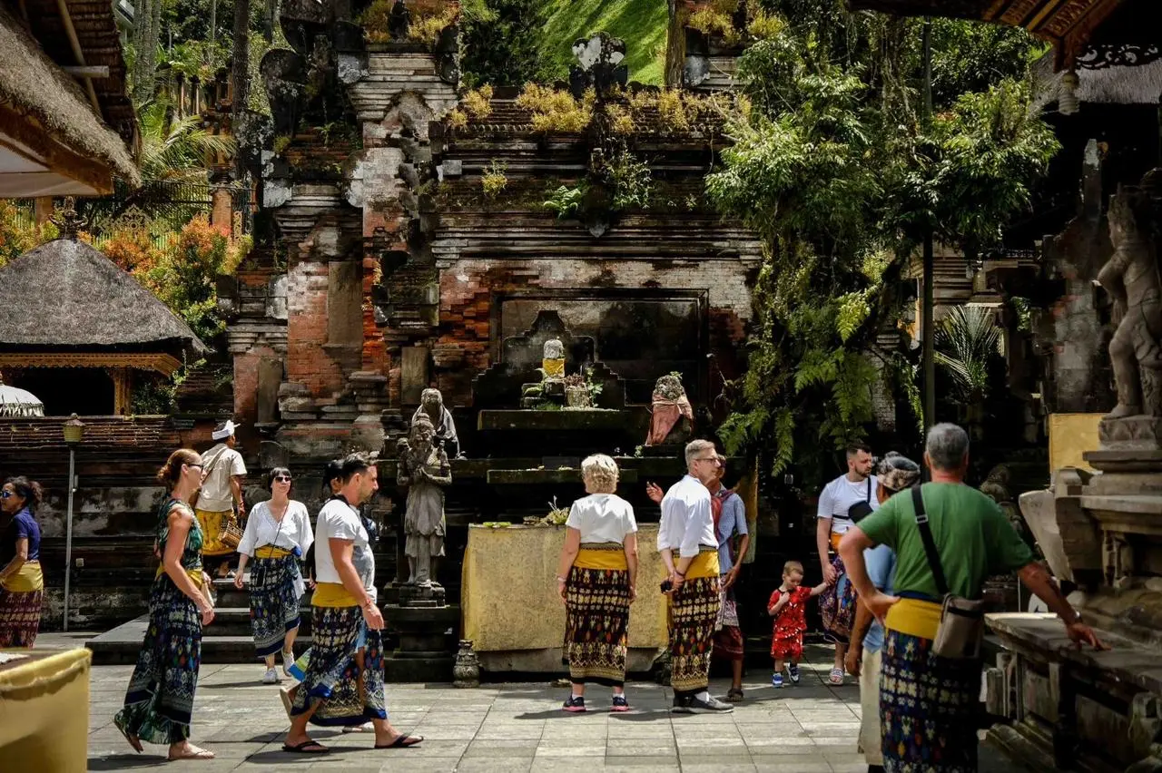 Gambar 2 - Laporan Bulanan