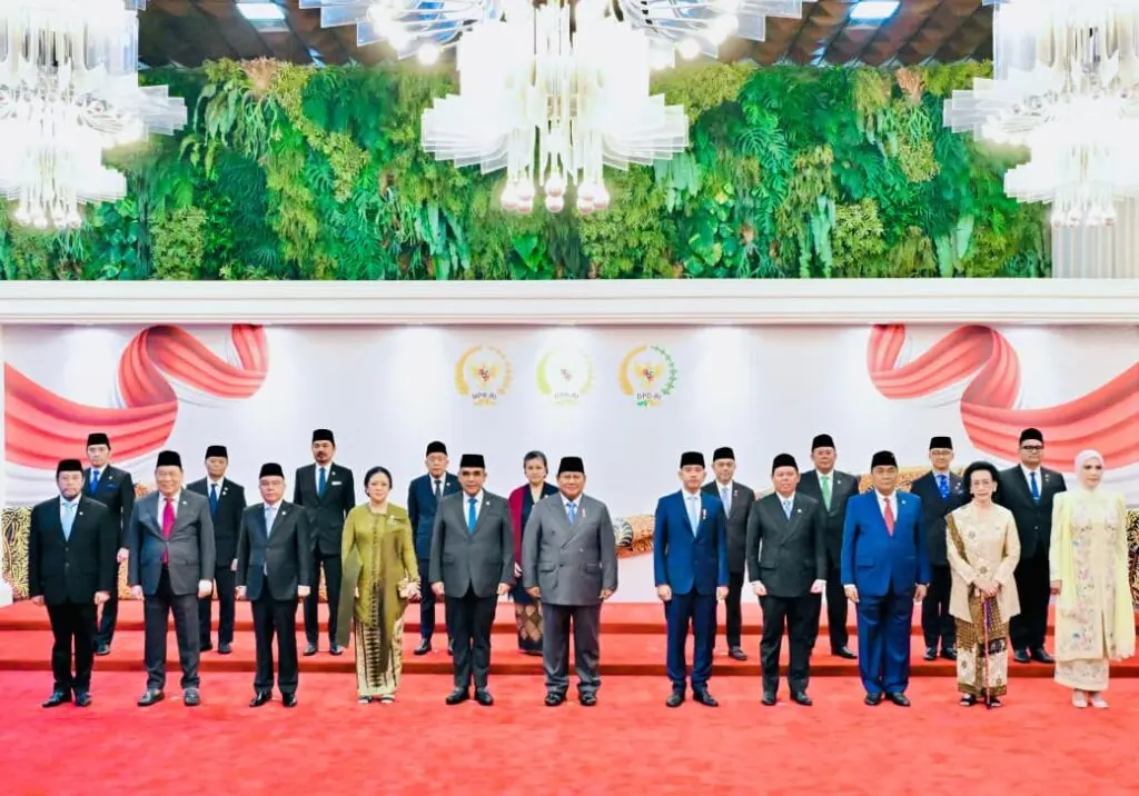 Presiden-Prabowo-Pemerintah-Telah-Tutup-290-BUMN-Target-Maksimal-300-BUMN-Akhir-2026-1-1024x716