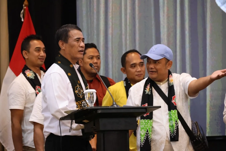 Mentan Amran merespons keluhan petani dan peternak di Jakarta
